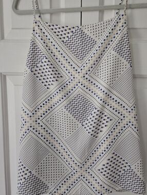 Ann Taylor Loft Women's Skinny Strap White Tank Top Size  L, Like New